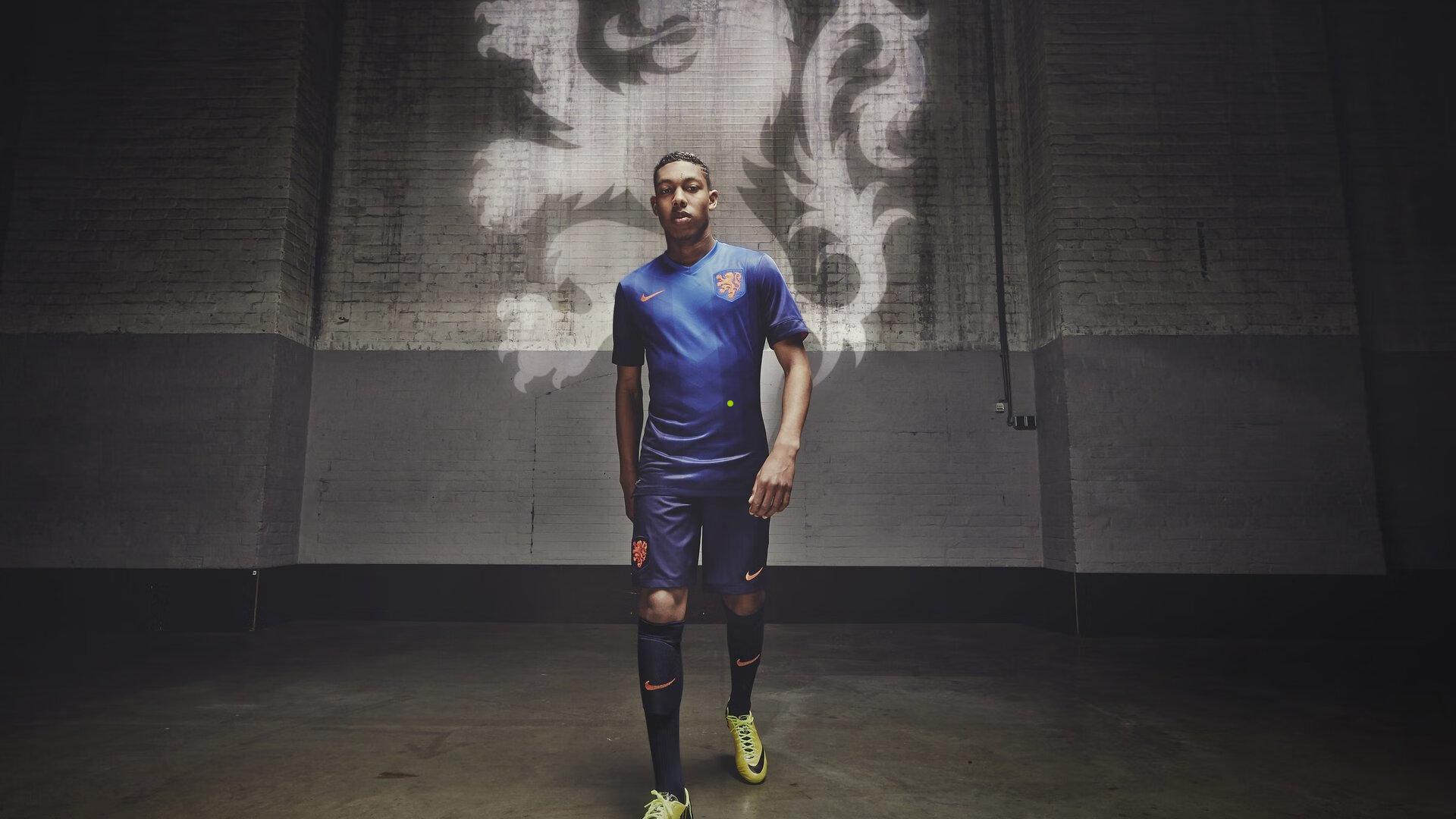 扬科维奇坚定回应国足执教传闻，当前使命唯在U23梯队建设