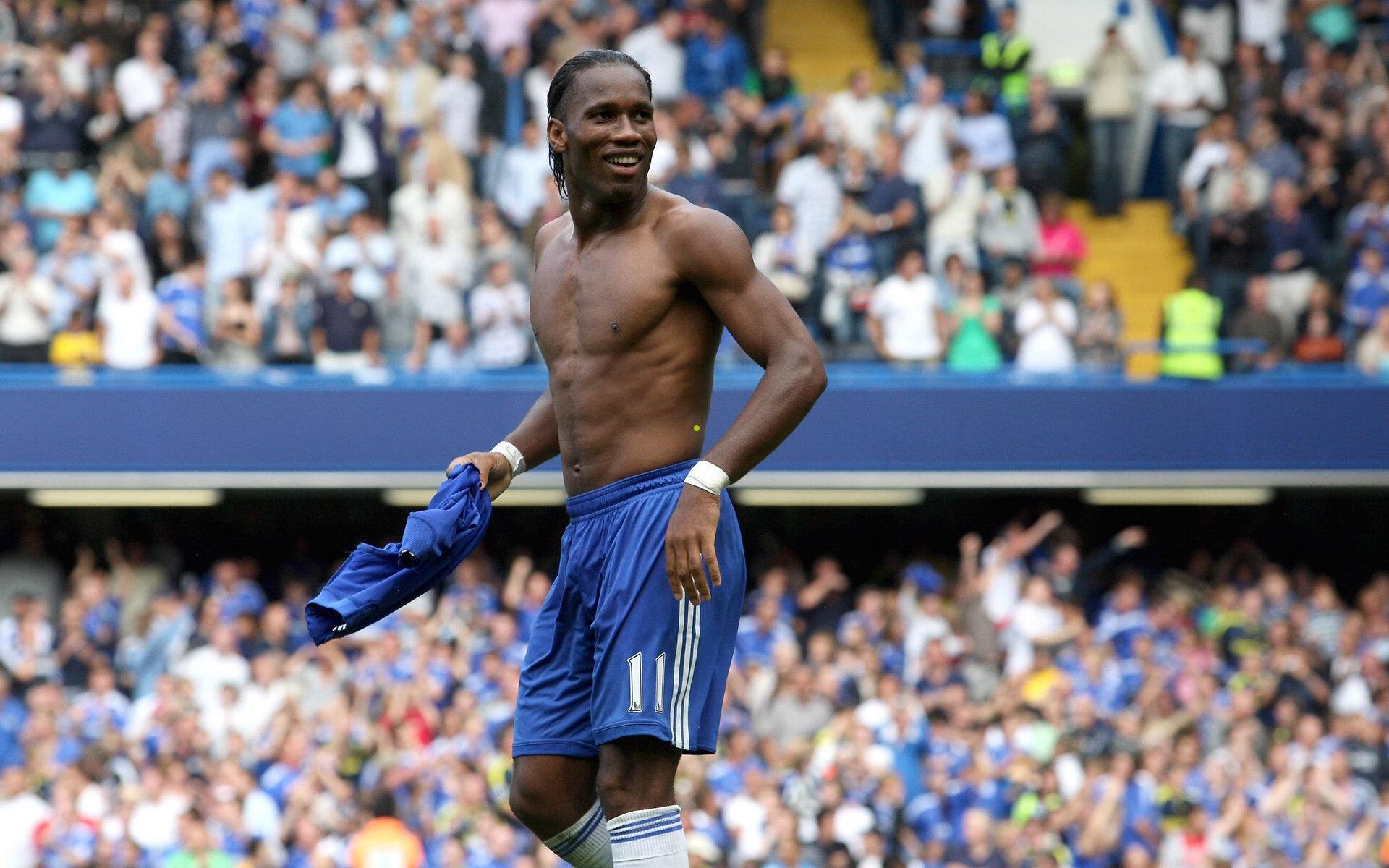 富力足球俱乐部官宣雷纳迪尼奥与托西奇离队,友好协商开启新篇章